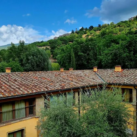 Apartment 41 Your Mountain Oasis Pool Access, Free Wi-fi & Parking Castel del Piano (Tuscany)